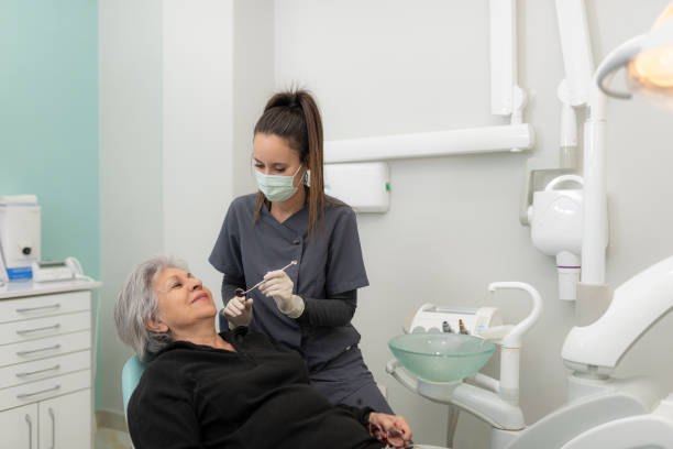 Best Orthodontic Emergency Dentist in Combee Settlement, FL